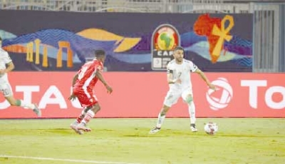 مباراة الجزائر - السينغال تلعب بأكشاك مغلقة