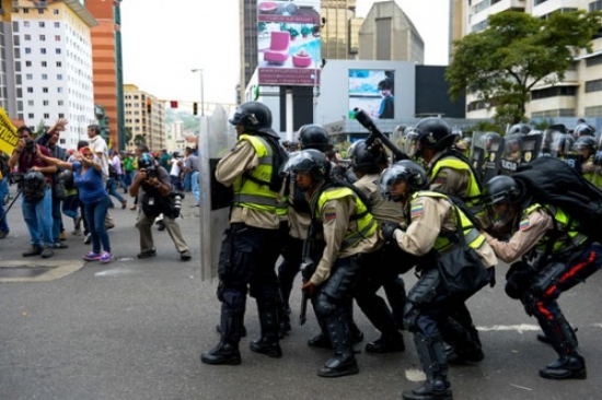 فنزويلا: 37 قتيلا على الأقل في أعمال شغب داخل مركز للاعتقال المؤقت جنوب البلاد
