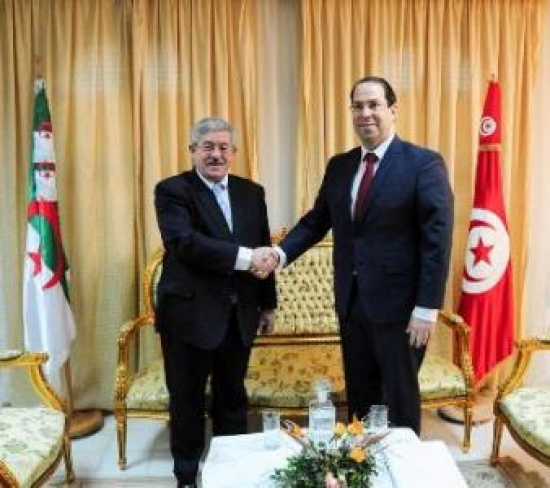 أويحيي : العلاقات الجزائرية التونسية ارتقت إلى مستوى الامتياز وقواتنا الأمنية تتعاون بشكل وثيق لمواجهة تحديات الإرهاب
