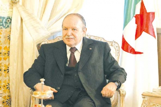 رئيس الجمهورية يهنئ نظيره الموريتاني
