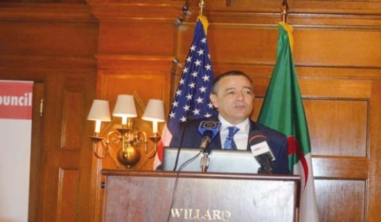 بوشوارب: الجزائر تريد الاستفادة من التكنولوجيا الأمريكية