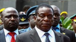 زيمبابوي: الرئيس الجديد إيمرسون منانغاغو يؤدي اليمين الدستورية الجمعة