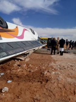 أدرار : قتيلان و 14 جريحا في حادث انقلاب حافلة لنقل المسافرين