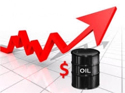 النفط يرتفع إلى قرابة 50 دولارا قبيل اجتماع لأوبك