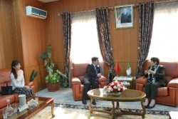 بن غبريت تبحث مع سفير الصين لدى الجزائر التعاون في مجال التربية