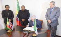 بن صالح يوقع على سجل التعازي بالسفارة الاثيوبية