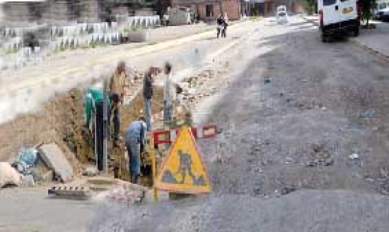 مشروع تحديث طريق وادي خراطة يكون جاهزا خلال 42 شهرا