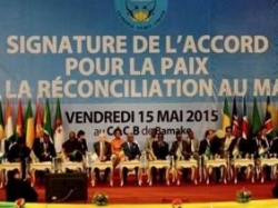 مالـي : بومبيو يؤكد انه يتطلع إلى التنفيذ التام لاتفاق الجزائر
