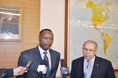 جلسة عمل بين لعمامرة وممثل بعثة الاتحاد الإفريقي حول مالي والساحل
