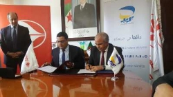 إمضاء اتفاقية بين بريد الجزائر والخطوط الجوية الجزائرية لاقتناء تذاكر السفر باستخدام البطاقة الذهبية