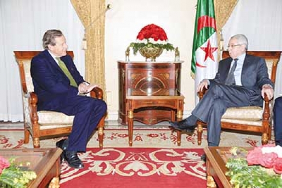 إشادة بالسياسة الجزائرية لمواجهة الأزمة النفطية