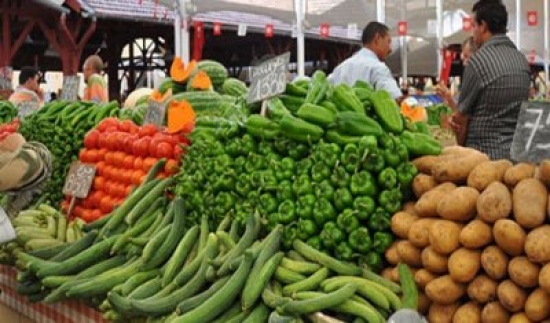 بولنوار: وفرة في المواد الغذائية خلال شهر رمضان القادم وتسقيف الأسعار يتطلب عدة عوامل