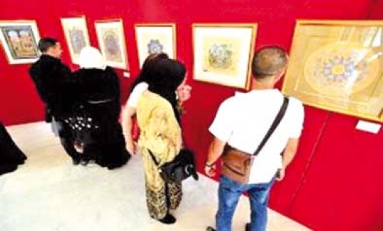 قاعة الفنون الجميلة تعرض أعمال رسامين جزائريين