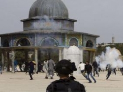 القدس المحتلة : 50 إصابة إثر مواجهات مع الاحتلال في باب الأسباط بالقدس