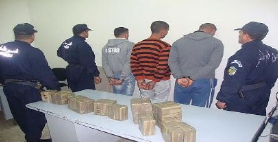 تيبازة : الإطاحة بعصابة إجرامية مختصة في الاتجار بالمخدرات ببو إسماعيل