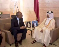 بدوي يتحادث مع رئيس مجلس الوزراء ونظيره القطري على هامش مشاركته في المراسيم الرسمية لافتتاح للطبعة الـ 12 لمعرض &quot;ميليبول قطر&quot;