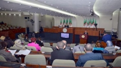 المجلس الشعبي الوطني يصادق بالأغلبية على مشروع قانون تسوية الميزانية لسنة 2014