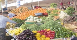 إقبال كبير على سوق «الرحمة» بعنابة