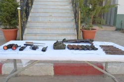 وزارة الدفاع: كشف مخبأ للأسلحة والذخيرة بتندوف