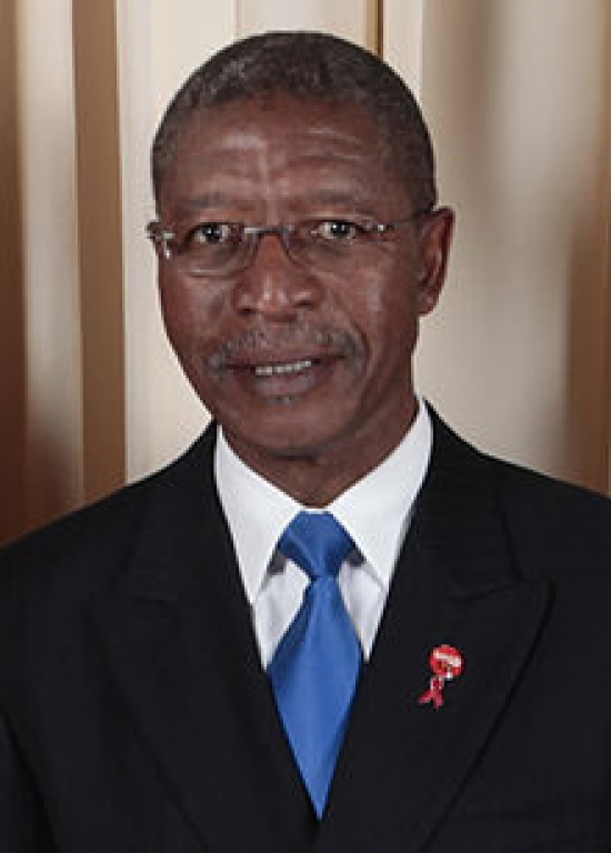 رئيس وزراء مملكة ليسوتو يحل بالجزائر