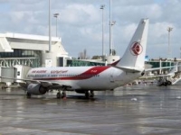 الجوية الجزائرية : تحويل 3 طائرات كانت مبرمجة أن تهبط بمطار هواري بومدين الى مطارات اخرى بسبب سوء الأحول الجوية