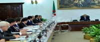 رئيس الجمهورية يترأس جلسة عمل لتقييم إجراءات التصدي بفعالية لوباء فيروس كورونا