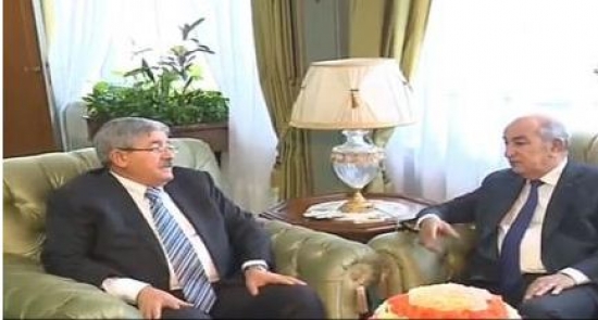 قصر الحكومة : أحمد أويحيي يتسلم مهامه رسميا وزيرا أولا خلفا لعبد المجيد تبون