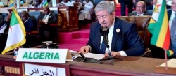 أويحيي يعرض بنواكشوط جهود الجزائر في محاربة الفساد