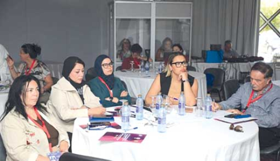 ورشــة عمل حـول تطوير كرة القـدم النسوية
