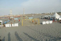 «دار الشباب المتنقلة» تجوب شواطئ وهران