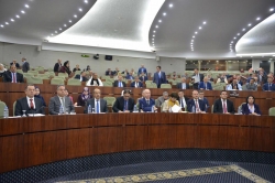 النواب يثمنون المحافظة على التحويلات الاجتماعية في مشروع قانون المالية 2019