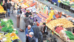 الجزائـر المنتصرة.. اهتمامٌ بالمواطن والتزام بحماية قدرته الشرائية