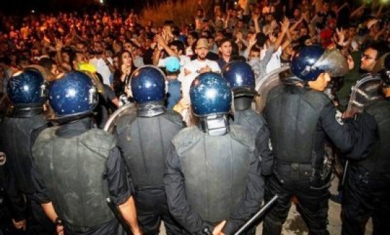المغرب : متظاهرون يتعرضون للقمع من طرف قوات الأمن وسط تنديد المنظمات الدولية