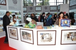 الطبعة الـ 23 لمعرض الجزائر الدولي للكتاب تفتح أبوابها للجمهور والأديب الصيني مو-يان يصنع الحدث