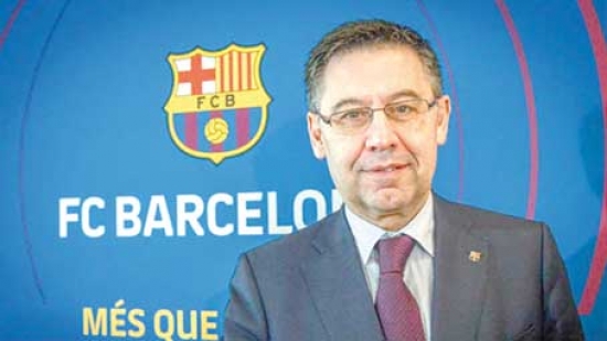 إدارة برشلونة تستلم توقيعات  سحب الثقة من بارتوميو