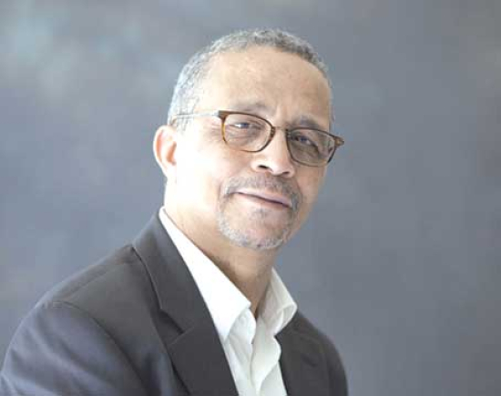 الأدب وسيلــة للوعـي والتحــرر ومجال لنقـد الواقـــع