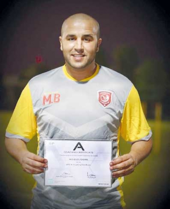 بوقرة ينال شهادة التدريب «أ» من   الاتحاد الاسيوي لكرة القدم