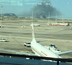 اسبانيا: اندلاع حريق ضخم في مطار برشلونة الدولي