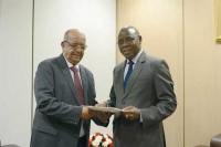مساهل يستقبل السفير الجديد للموزمبيق لدى الجزائر
