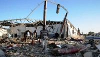 عشرات القتلى والجرحى في قصف جوي على مركز لإيواء المهاجرين بالعاصمة الليبية