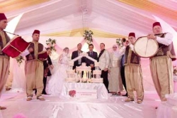 الأعراس.. حفلات مفتوحة  على عادات وتقاليد الجزائريين