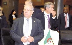 لعمامرة يجدّد موقف الجزائر الداعم لتسوية القصية الصحراوية
