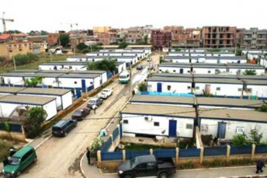 ترحيل 600 عائلة من السكنات الجاهزة بحي الكرمة ببومرداس
