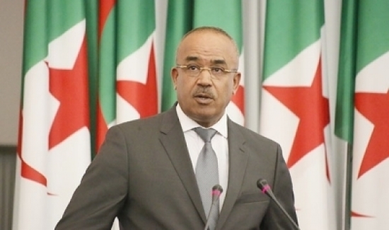 بن صالح يعين الوزير الأول لتمثيله في حفل تنصيب الرئيس الموريتاني الجديد