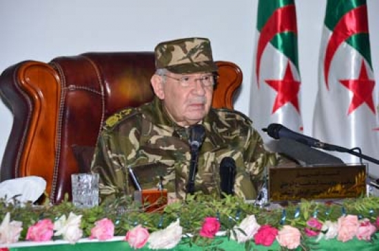 قايد صالح : الجيش سيواصل حفظ الجزائر مهما عظمت التحديات وتعاظمت الرهانات