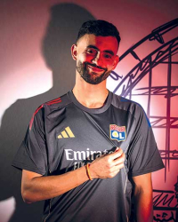 رشيد غزال يعود إلى نادي ليون