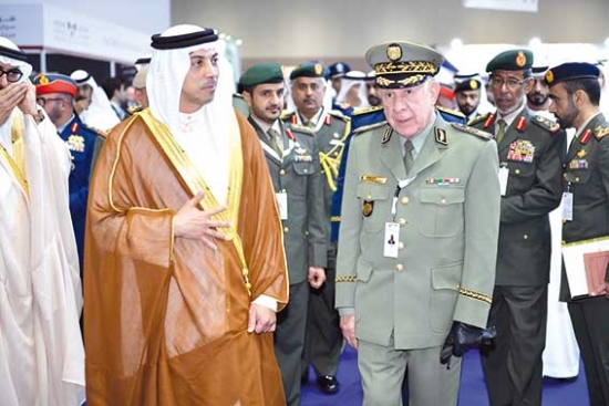 جلسـات عمل مع القـادة الإماراتيـين حول التعـاون فـي الصناعة العسكريــــة