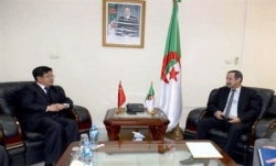 الصين تعرب عن استعدادها لتطوير شراكاتها مع الجزائر في مجال الإعلام