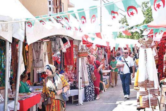 150 حرفيــا يعرضـون «أسفــارا» إلى عمق الجمـال