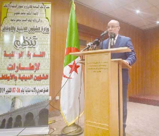 ترسيخ المرجعية الدينية الوطنية لمواجهة التحديات بالجزائر